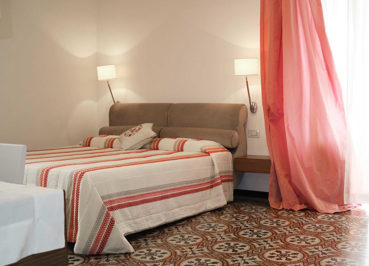 Bed and Breakfast Palazzo Dei Concerti Torre Annunziata Exterior foto
